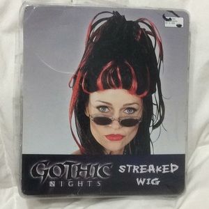 Gothic streaked wig NIP